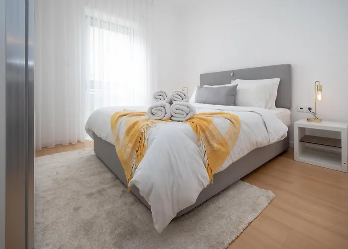 One Of The Views Ii アパート